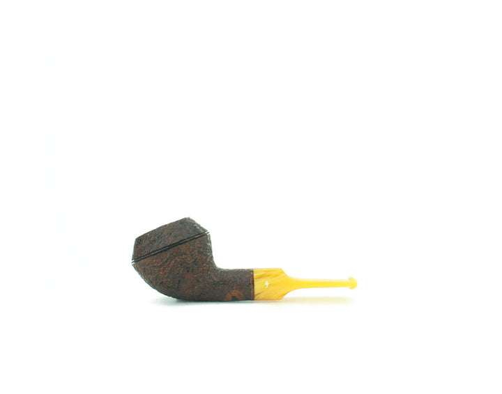 MS02 | Moonshine Devil Dog Pipe (Saddle)